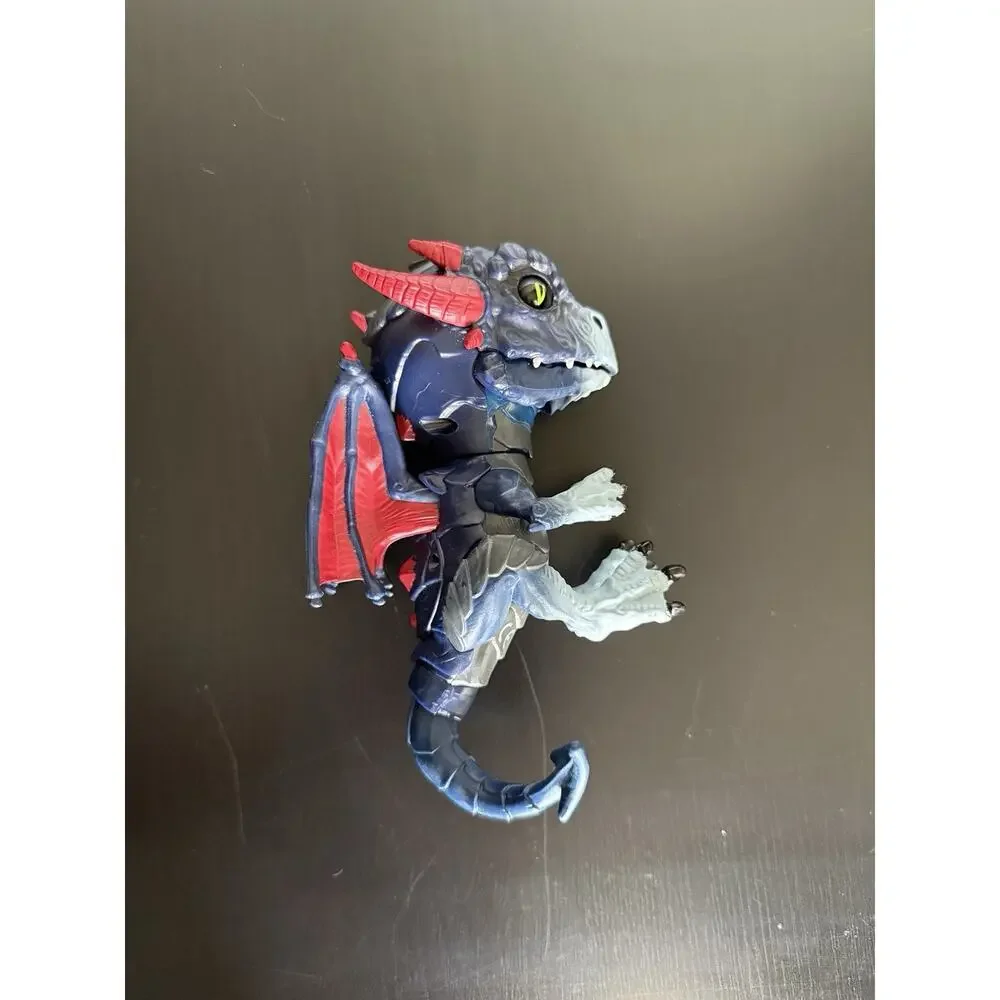 WowWee Fingerlings Untamed Dragon Shockwave Interactive Toy Figure Blue Red Horn
